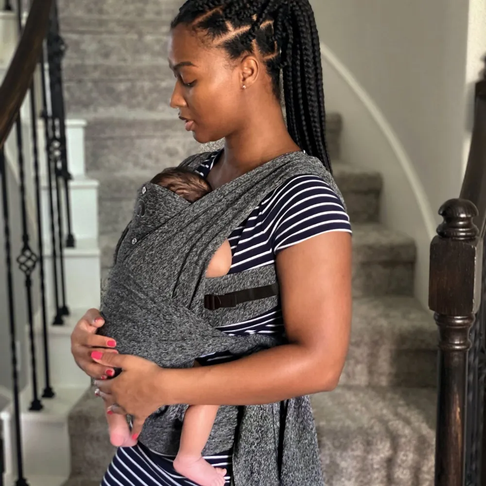 07079953470000_000_00_07995347022102401_1280x1280 Boppy Comfyfit Evolution Portabebè Chicco